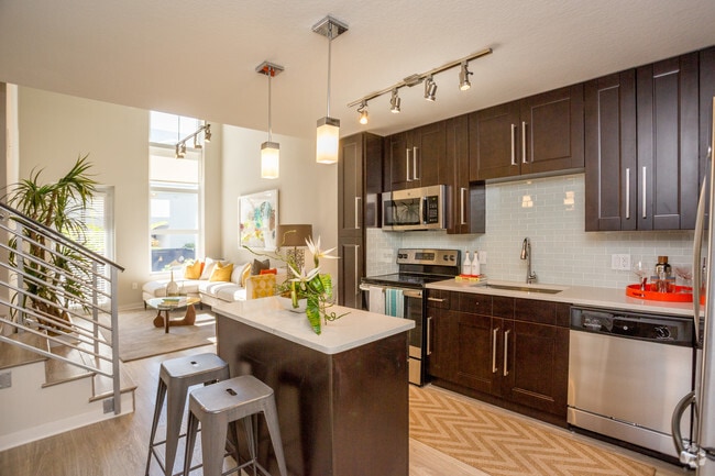 Building Photo - Caspian Delray