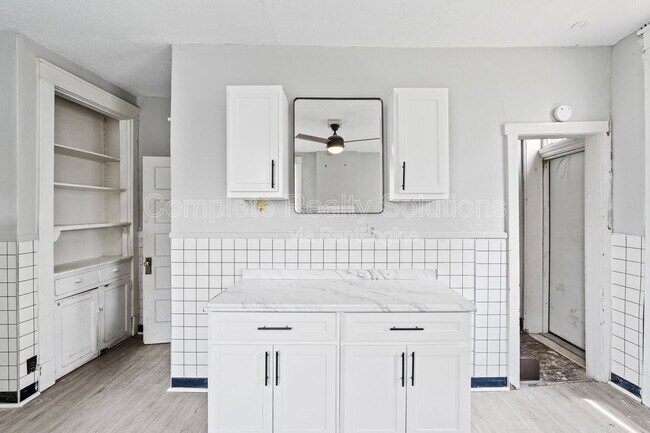 Foto del edificio - 4222 S 38th St