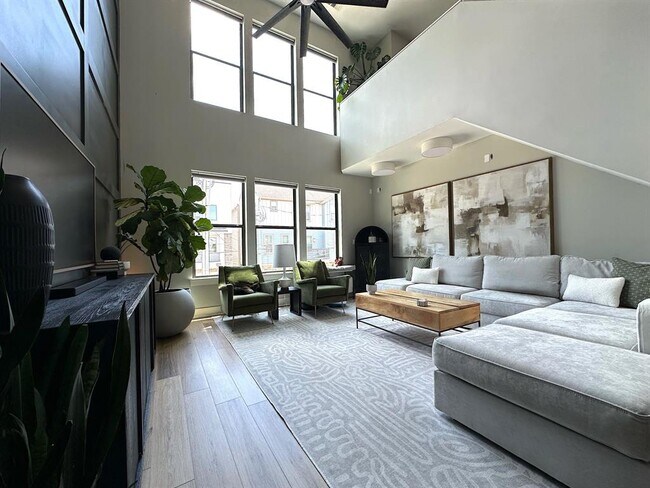 Foto del edificio - 4306 Schuler St