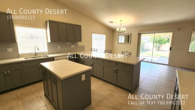 Building Photo - BEAUTIFUL 3 BR / 2.5 BA UNFURNISHED HOME A...