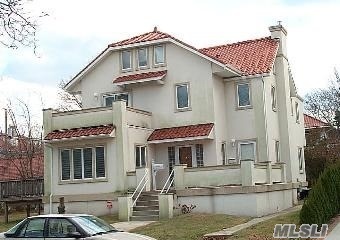 Primary Photo - 136 E Olive St