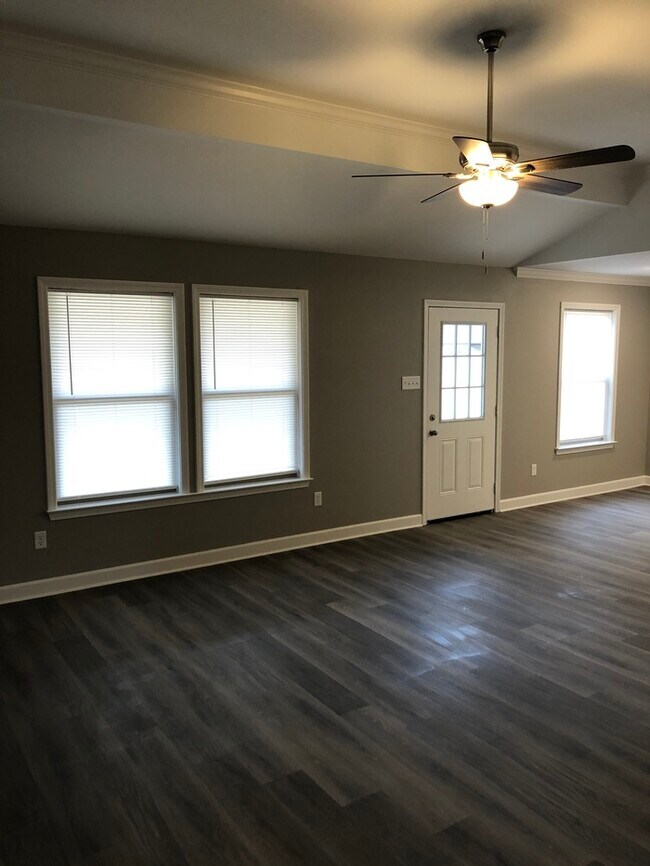 Building Photo - 11 Jennifer Cv Ward AR 72176