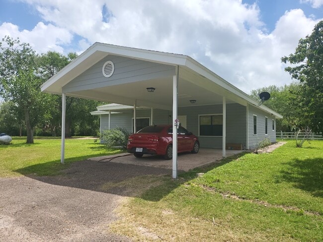 Building Photo - 8790 Florida Rd