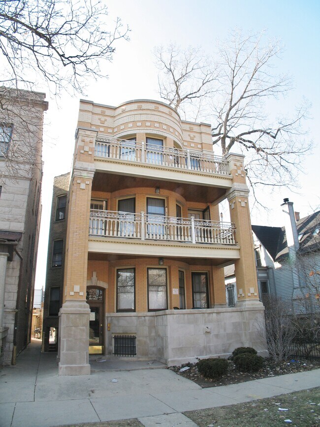 Foto del edificio - 3920 N Janssen Ave
