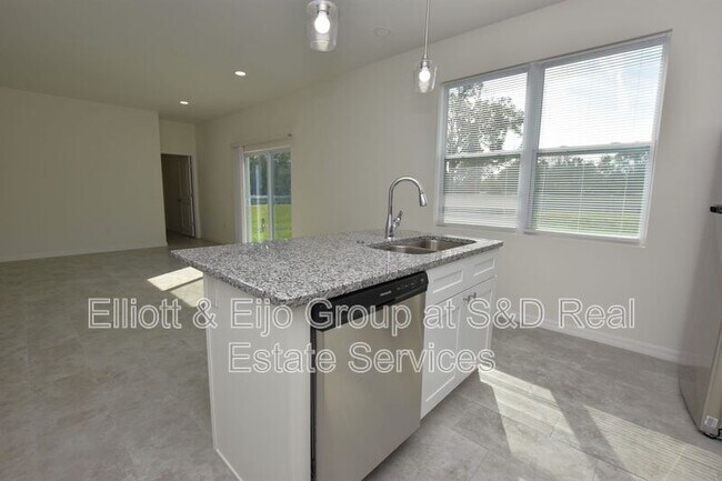 Foto del edificio - 206 W Crescent Dr