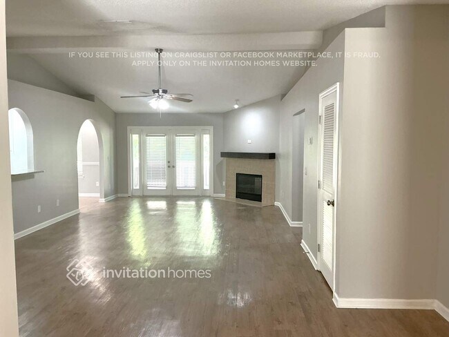 Foto del edificio - 11774 Mountain Ash Rd E