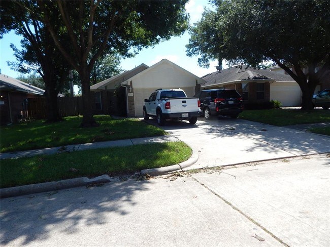 Foto del edificio - 2626 Autumn Springs Ln