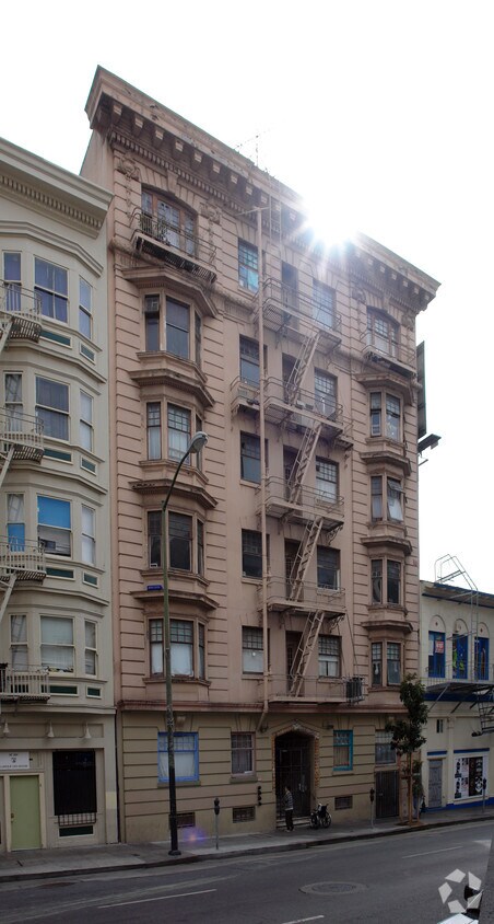 Edificio - Bernard Apartments