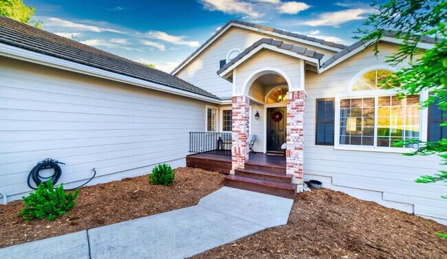 Foto del edificio - 3293 Woedee Dr