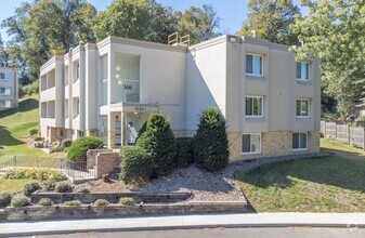 Building Photo - 366 Elton Hills Dr NW