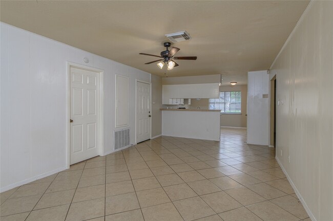 Foto del edificio - 23015 Bayleaf Dr