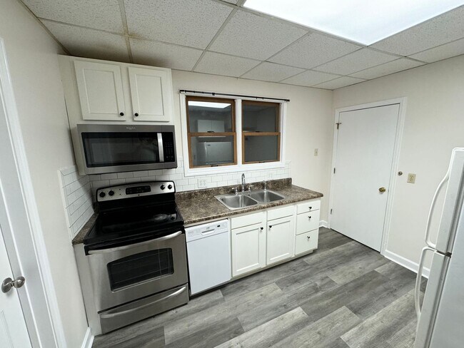 Foto del edificio - 1320 N Main St