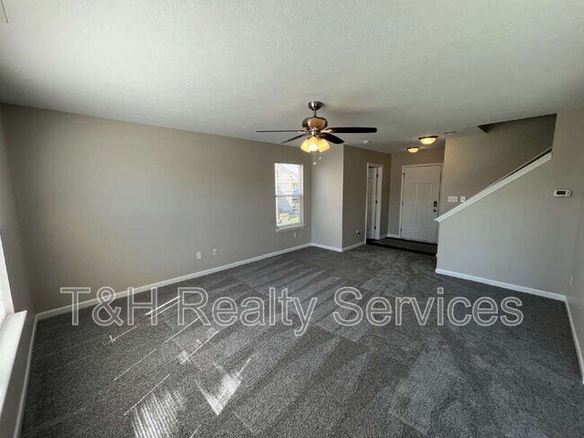 Foto del edificio - 8117 Whistlewood Dr