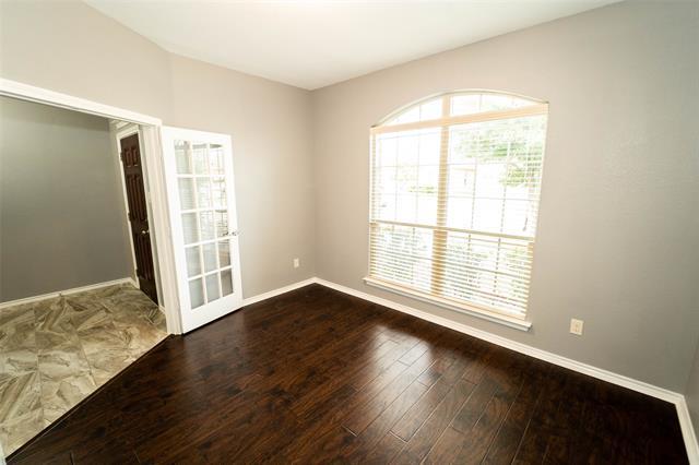 Building Photo - 6811 Elderberry Dr