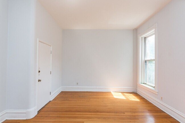 Foto del edificio - 1849 N Lincoln Ave