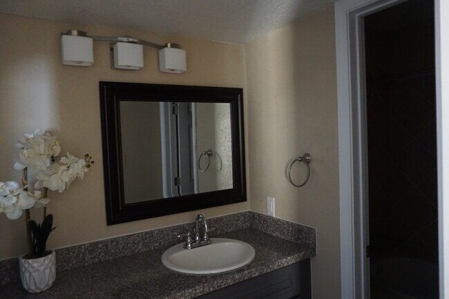 1 dormitorio, 1 baño, baño - Falls of Chelsea Lane