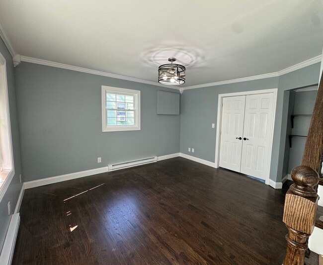 Living room - 1466 NY-292