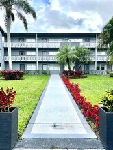 Building Photo - 209 Suffolk F