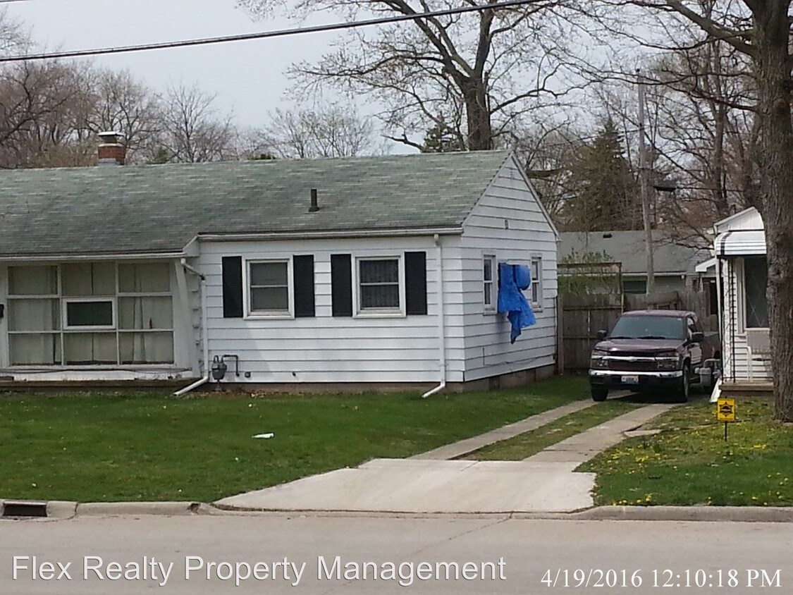 Building Photo - 528 S Westwood Ave