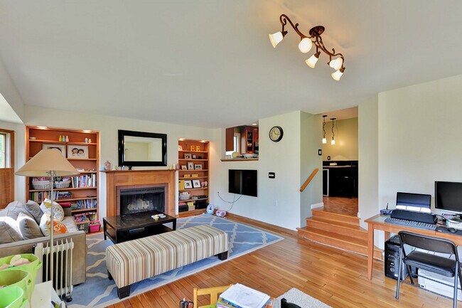 Building Photo - 20 Pershing Pl