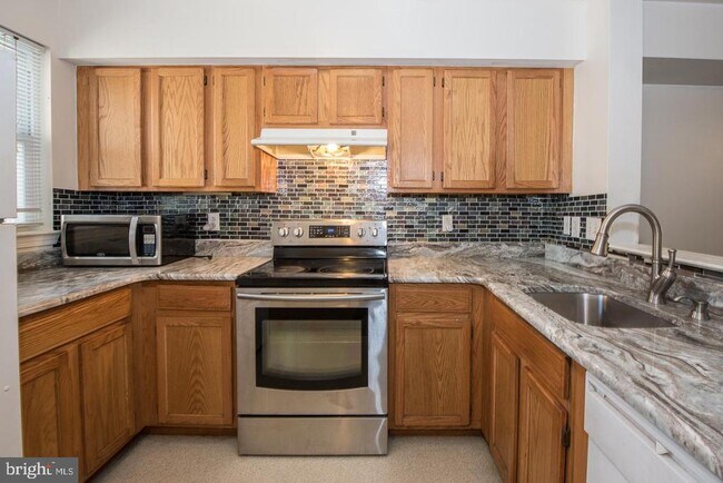 Foto del edificio - 759 N 44th St
