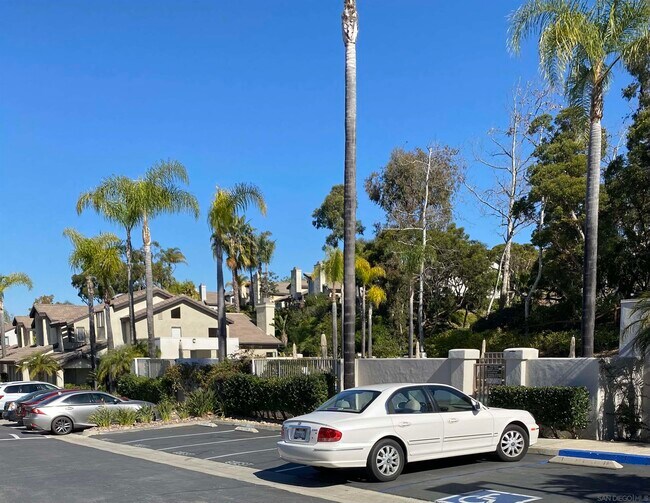 Foto del edificio - 6121 Caminito Del Oeste