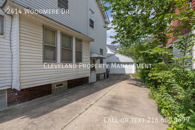 Foto del edificio - 2414 Woodmere Dr