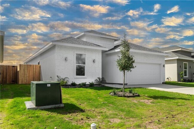 Foto del edificio - 5312 W Northwood St