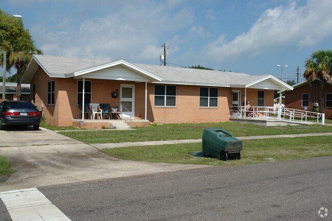 Foto del edificio - 908-1028 S 10th St