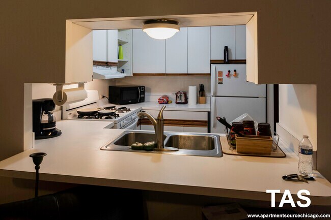 Foto del edificio - 631 W Arlington Pl