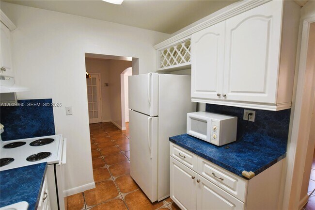 Foto del edificio - 2544 SW 20th St