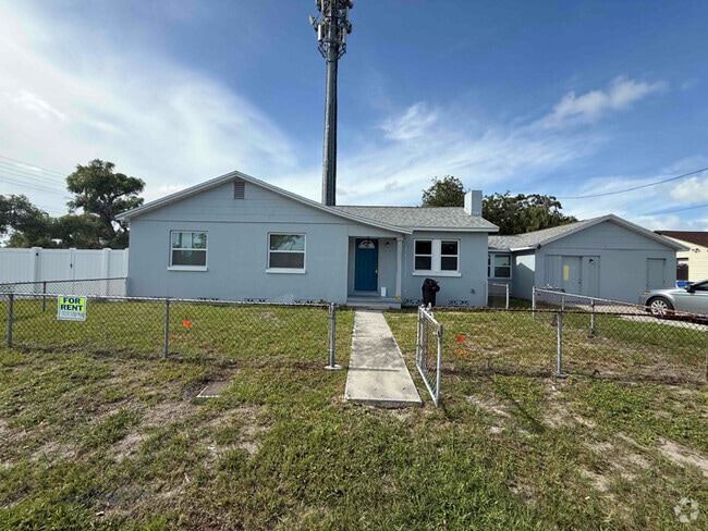 Building Photo - 4855 Fairfield Ave S