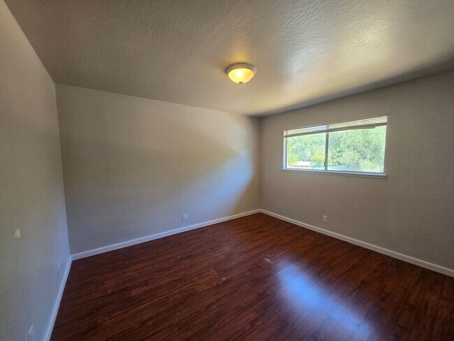Building Photo - 7905 Leona Way