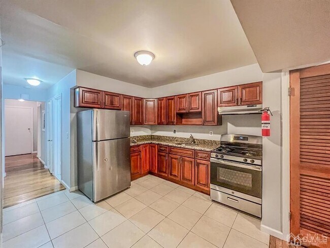 Foto del edificio - 124 Washington Ave