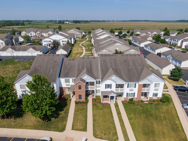 Building Photo - 124 Bertram Dr