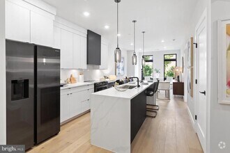 Building Photo - 1208 M St NW