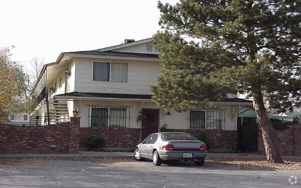 Primary Photo - 731 Plumas St