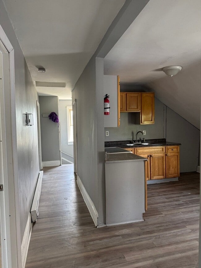 Photo - 508 Chalkstone Ave (Providence, RI) Apartment