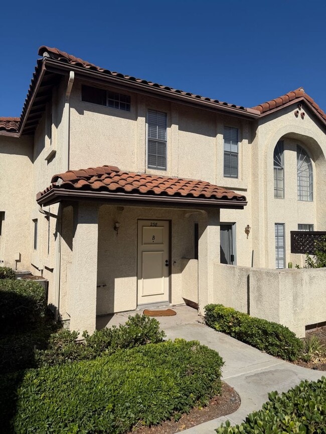 Building Photo - 26156 Sanz