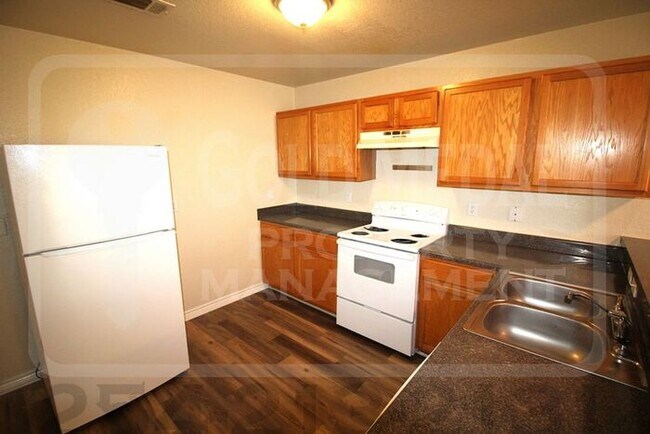 Foto del edificio - 4707 Westcliff Rd