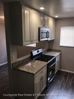 Building Photo - 3530 Helix St