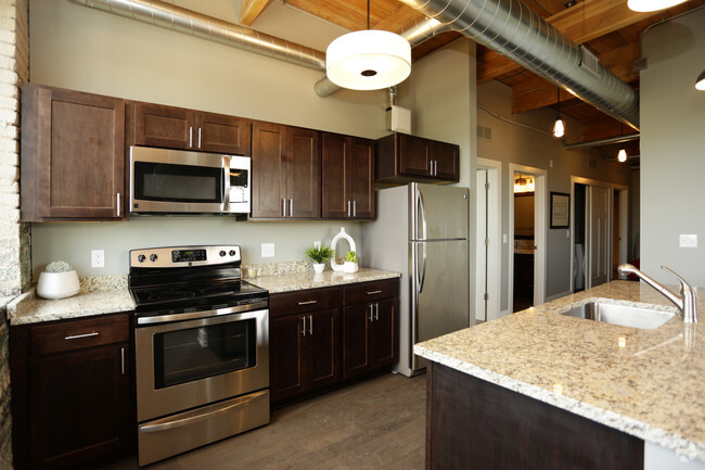 Interior Photo - River Flats at 820 Monroe