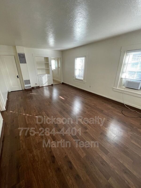 Building Photo - 510 7th St