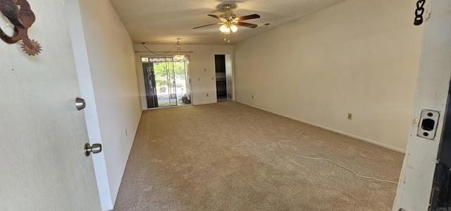 Foto del edificio - 1527 Temple Heights Dr