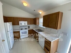 Building Photo - 4111 Bryan Furr Dr