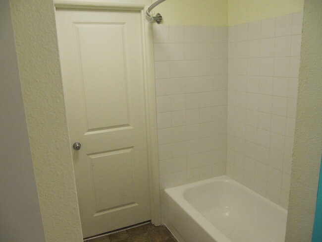 Foto del edificio - 10813 NE 147th Ln