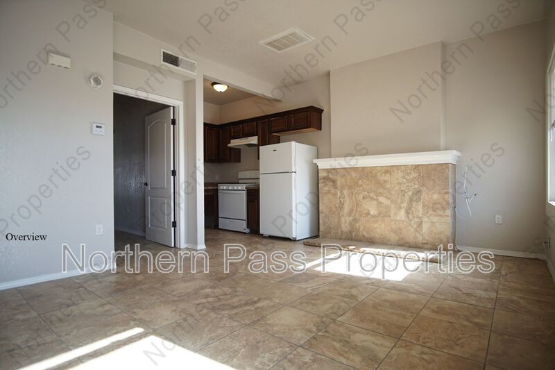Foto principal - 1100 Cedar St