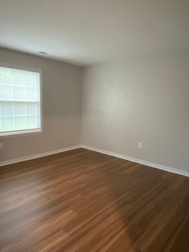 Foto del edificio - 2431 Brambleton Ave SW