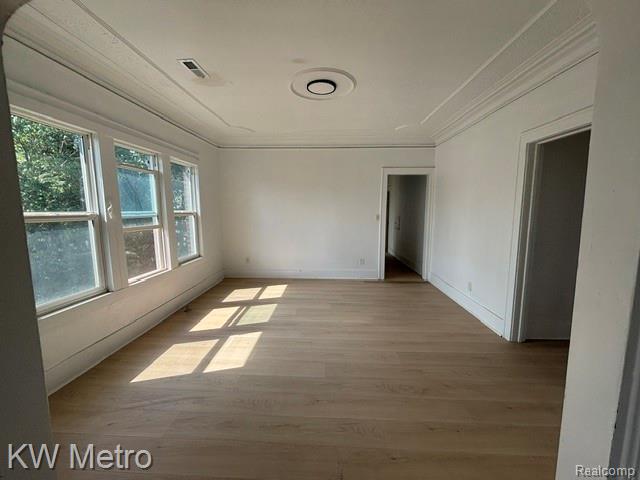 Foto del edificio - 2952 Elmhurst St