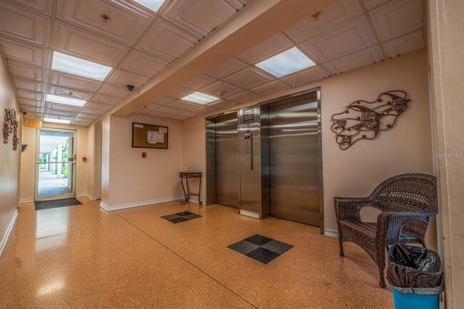 Building Photo - 2320 Terra Ceia Bay Blvd